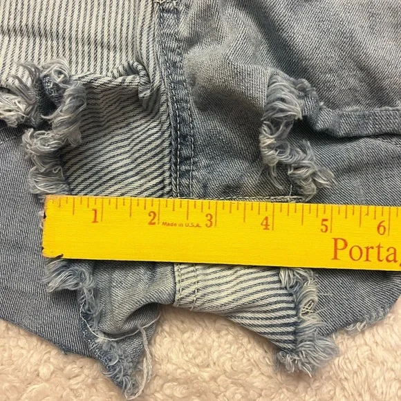 Rewash Jean Short - Picture 5 of 6